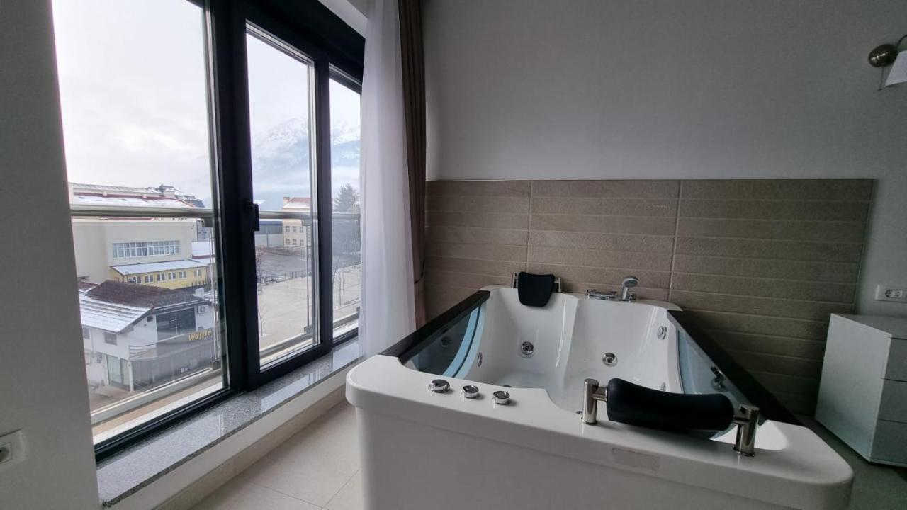 Elan Luxury Apartments & Rooms プラヴ エクステリア 写真