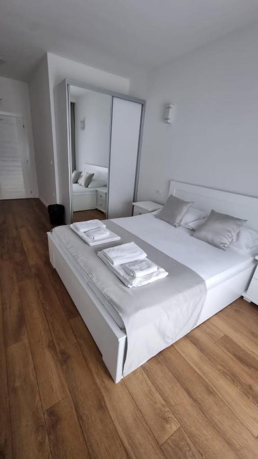 Elan Luxury Apartments & Rooms プラヴ エクステリア 写真